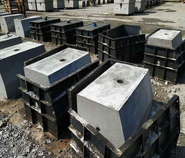 鋼結(jié)構基礎墩模具2.jpg